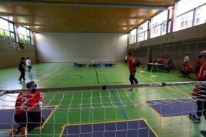 Blick auf das actionreiche Torball-Spielfeld.